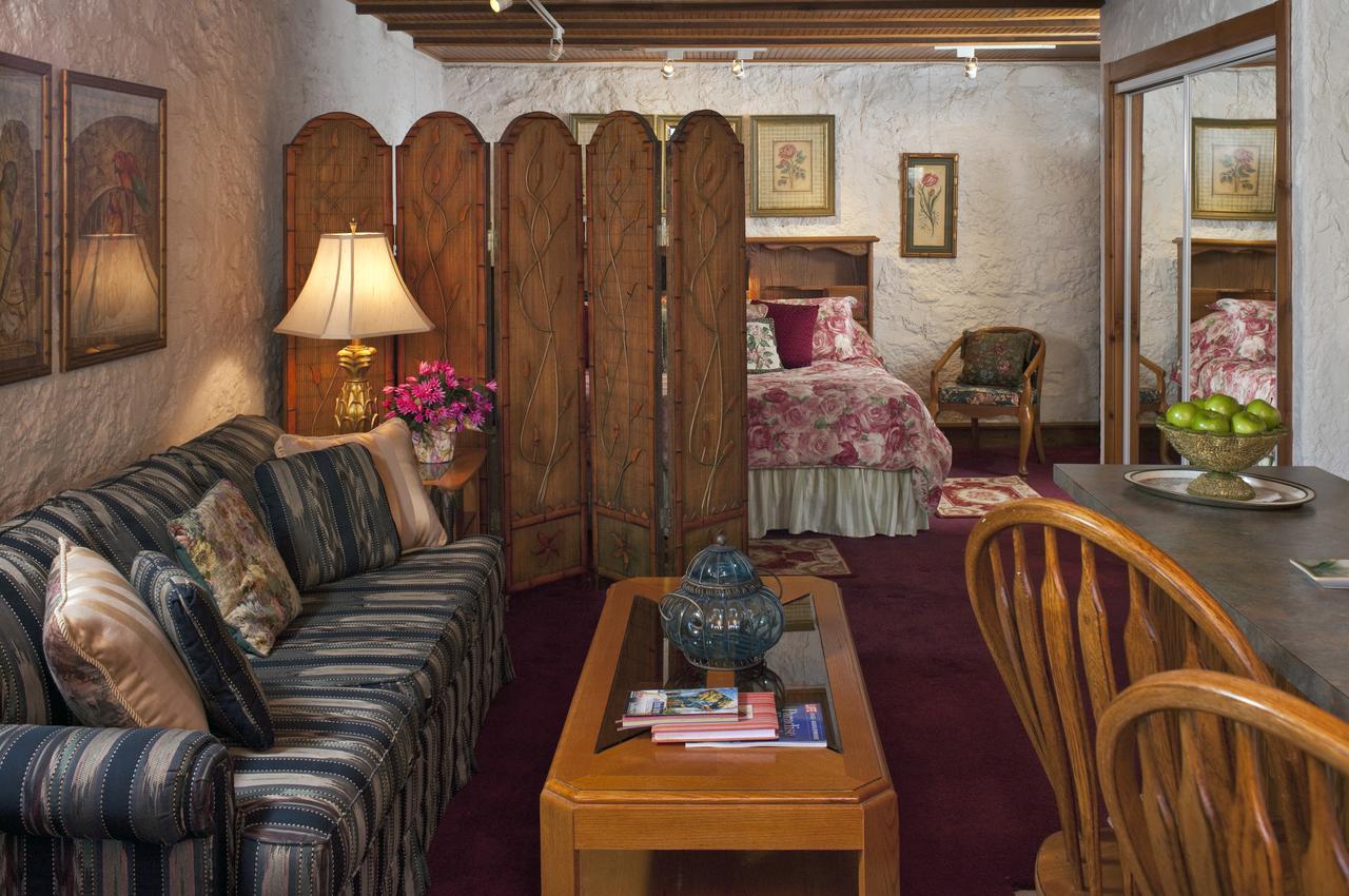 Cliff Cottage Inn, Downtown Bed & Breakfast Eureka Springs Exterior foto